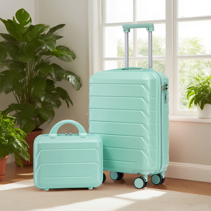 Spinner Luggage Set With Combination Lock
