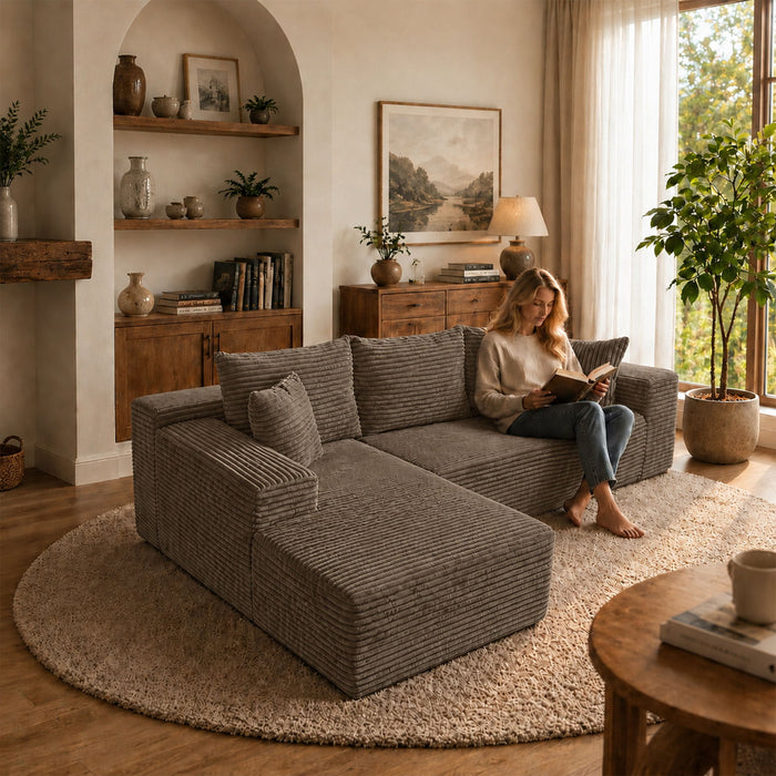 Modern L-Shaped Sectional Sofa With Left Facing Chaise