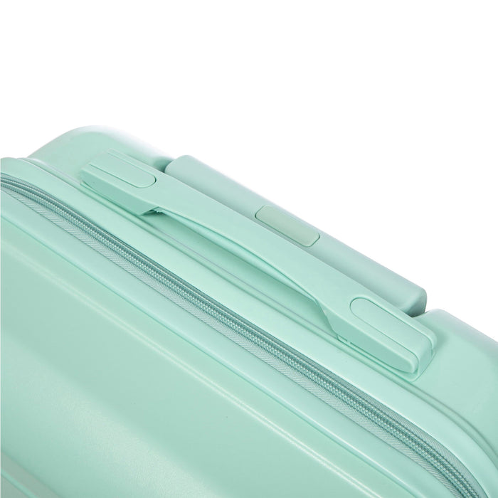 Hard Shell Travel Luggage With Scratch Resistant Surface