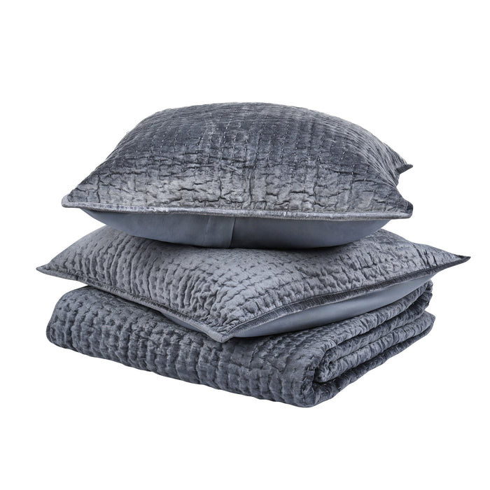 Bari - Velvet Quilt - Sea Fog