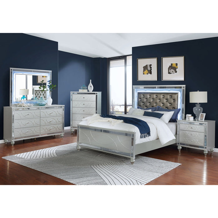 Arabesque - 6 Drawer Dresser With Mirror - Silver