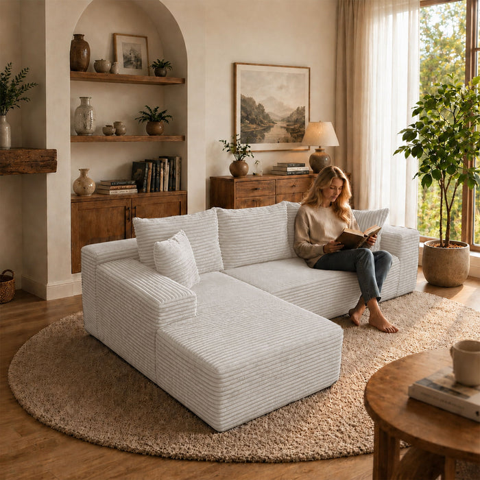 Modern L-Shaped Sectional Sofa With Left Facing Chaise