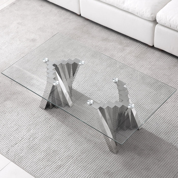 Table With Twisted Fan Shaped Legs