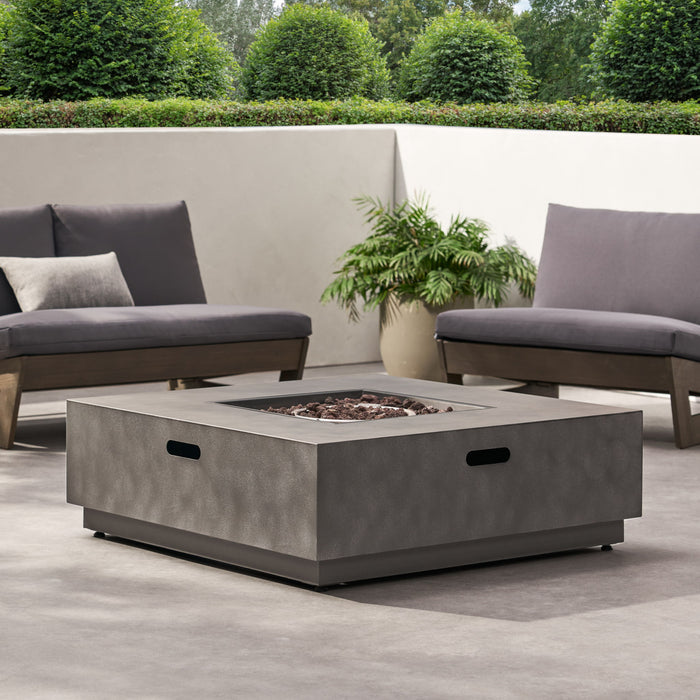 Modern Square Fire Pit With 50,000 Btu
