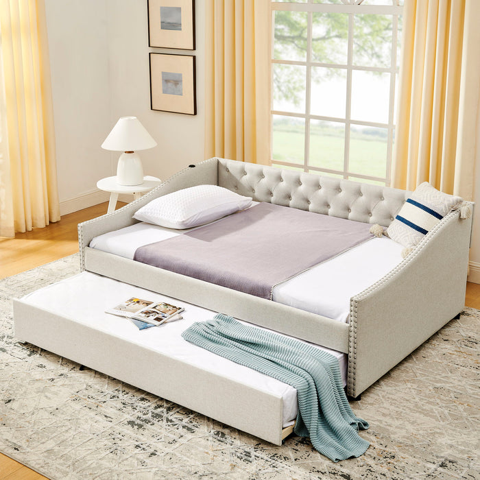 Upholstered Daybed With USB Charging & Pull Out Bed