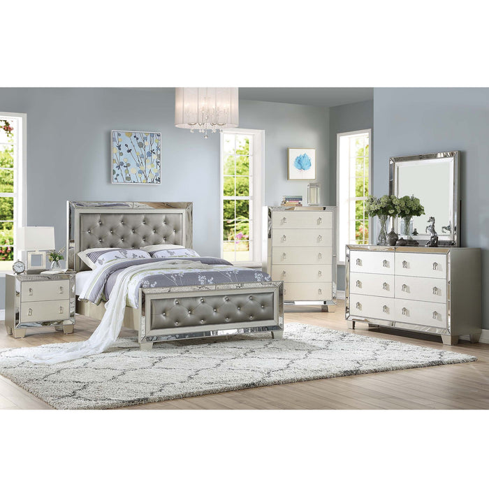 Glamorous Tufted Headboard Bed With Mirror Trim