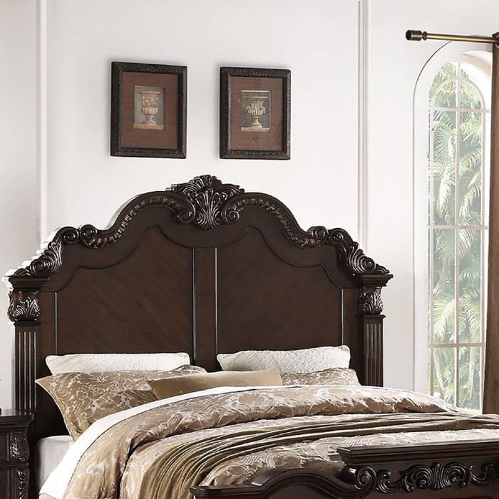 Bed With Carved Details