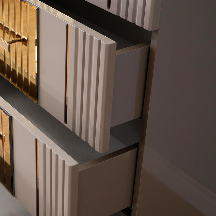 Lorenzo - 5 Drawer Chest - Gray