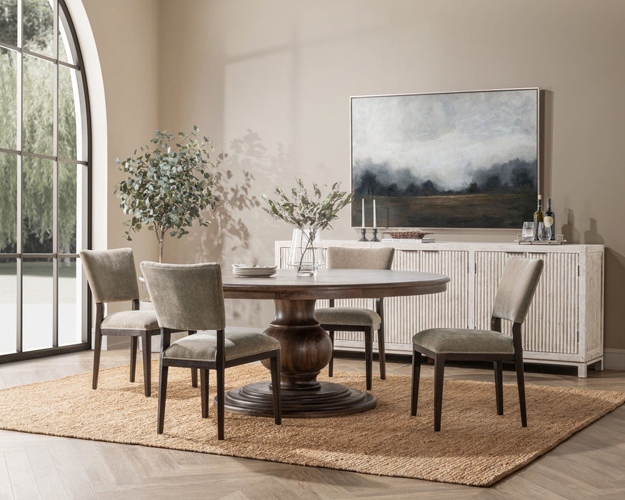 Brookside - Round Dining Table