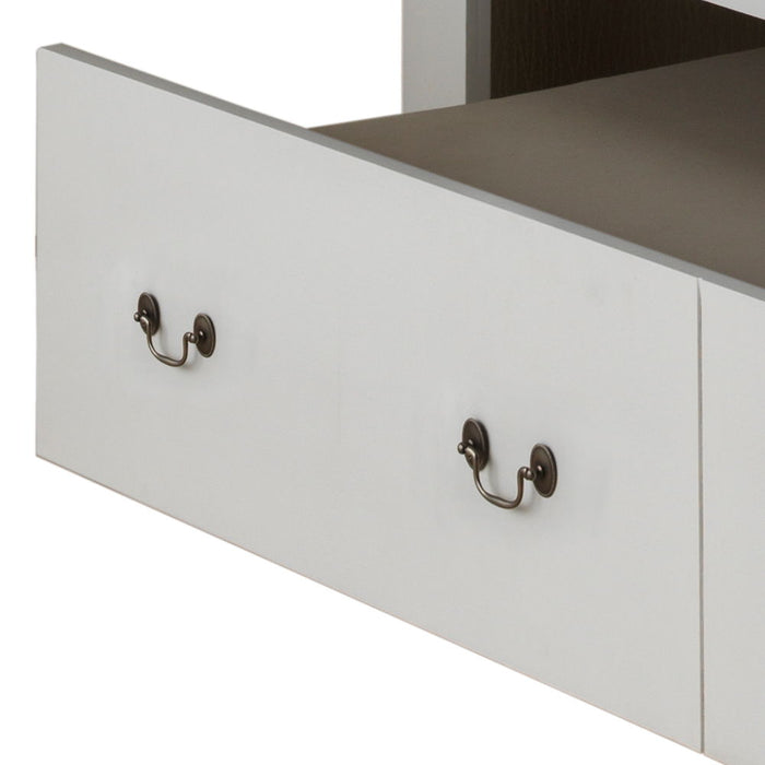 Elegant Trundle Bed With Timeless Charm