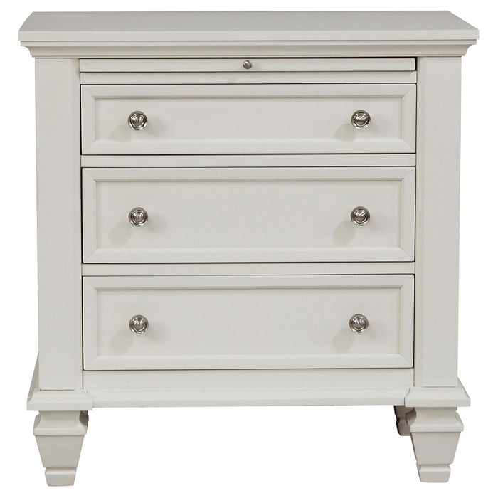 Dennis - 4 Piece Eastern King Bedroom Set - Cream White