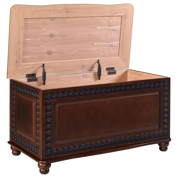 Ornate - Deep Flip Open Storage Cedar Chest With Cedar Lining - Brown