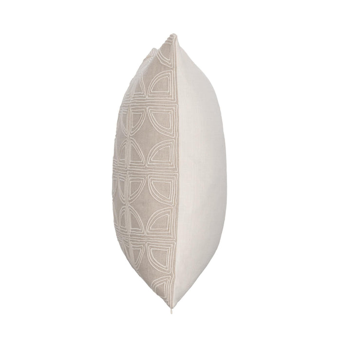 Elea - 22" x 22" Pillow