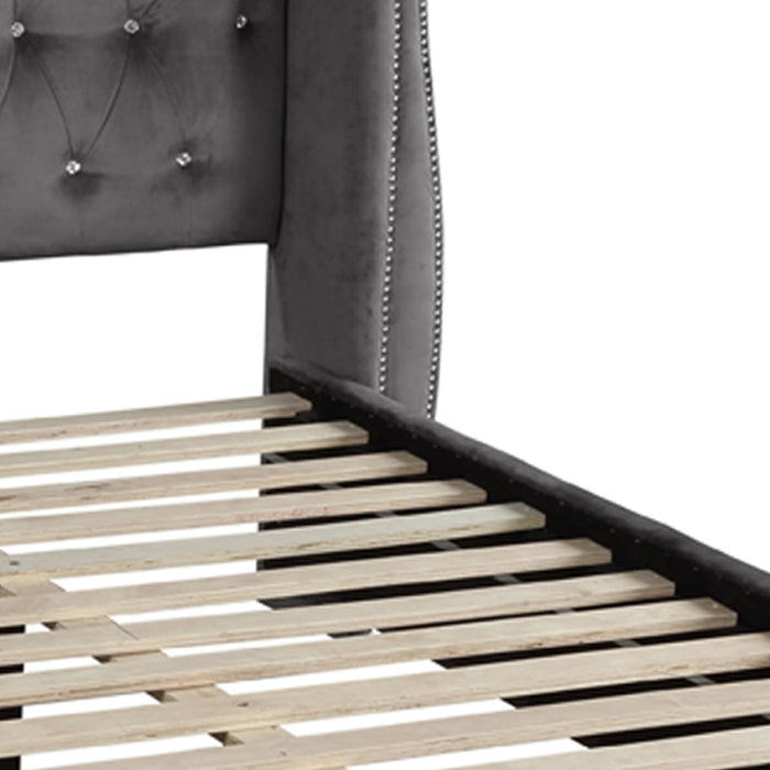 Sophia - Crystal Tufted Upholstered Bed