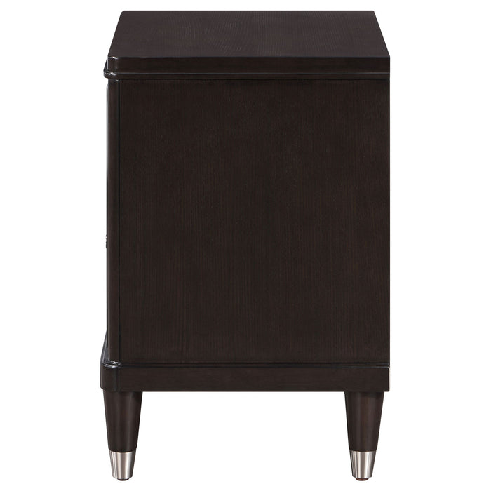 Niguel - 2 Drawer Nightstand With Felt Lined Top Drawer - Brown