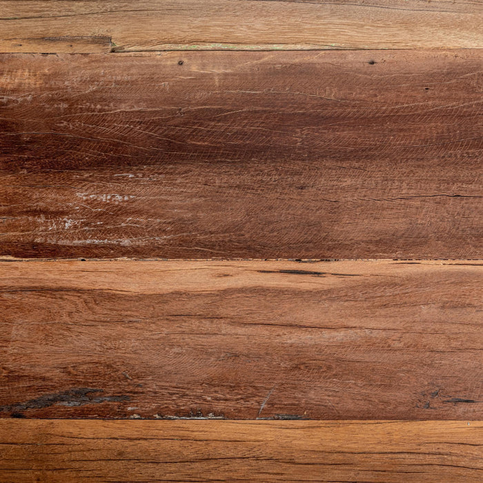 Giza - Table