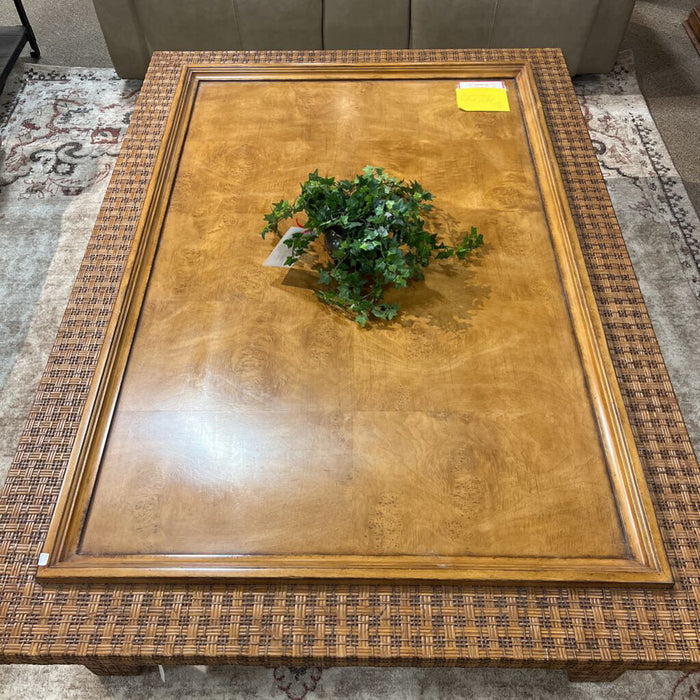 Cocktail Tbl + Whicker