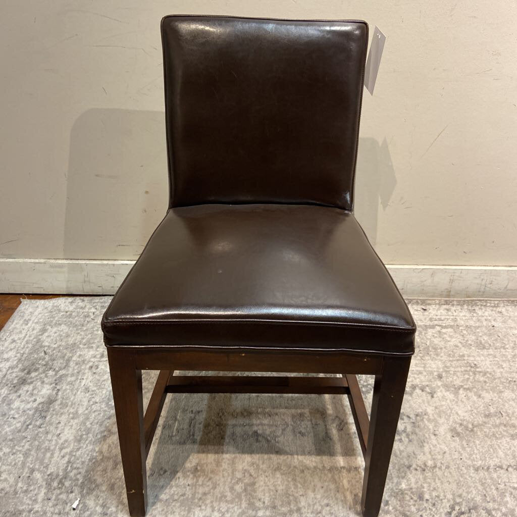 DW Leather DR Chair (AS)