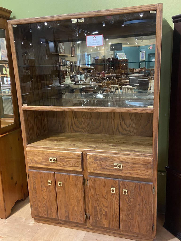 Oak Display Cabinet W/ 2 Glass Shelves (AKH)