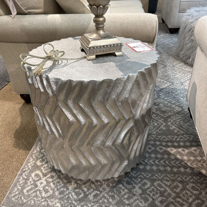 Silver Rounded End Table (BMK)