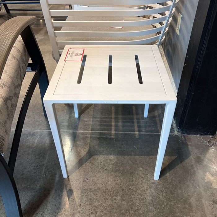 White Rounded End Table (AS)