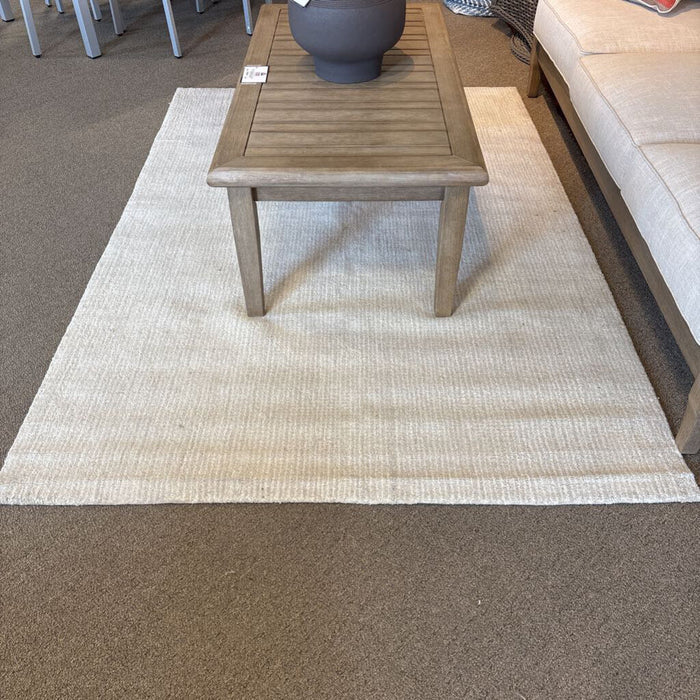 38243 Ivory 5x8