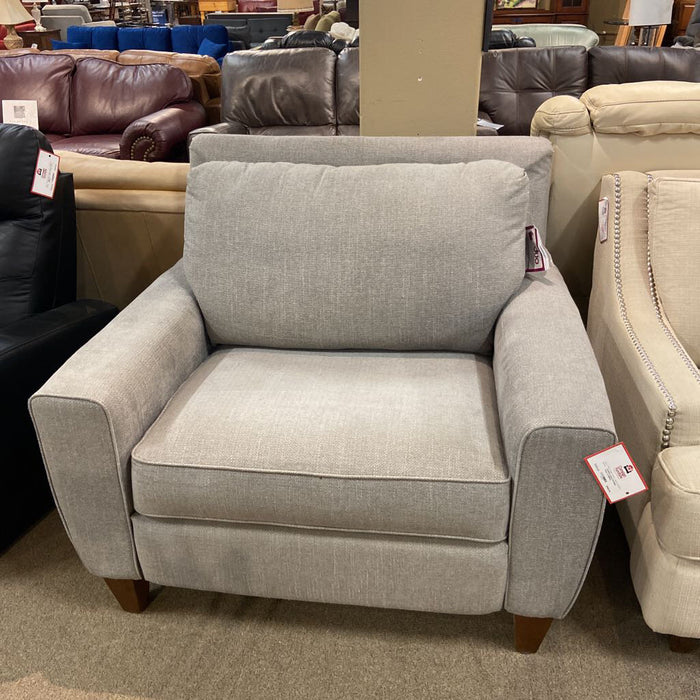 Lazboy Reclining Chair 1/2 (BHKH)