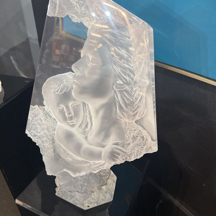 Haven 2 : Acryllic Statue (