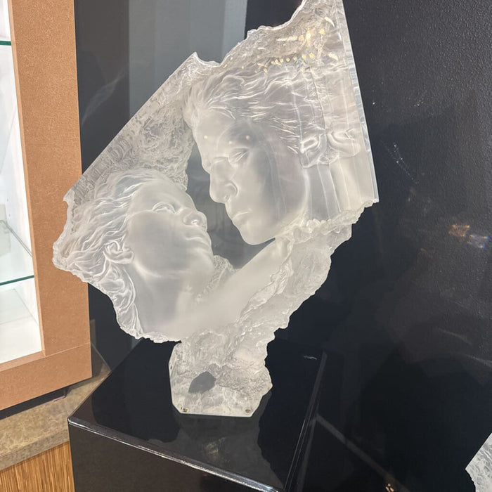 Haven 3 : Acryllic Statue