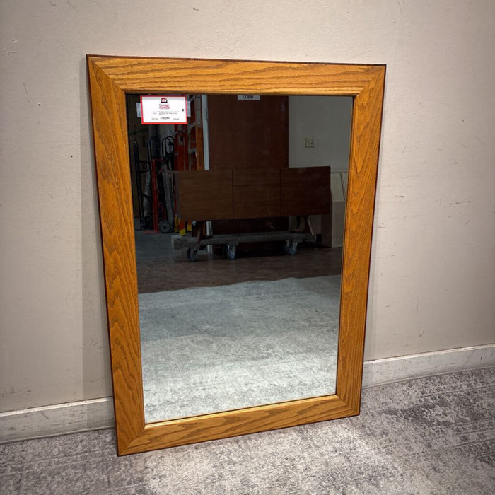 Oak Frame Accent Mirror (TL)