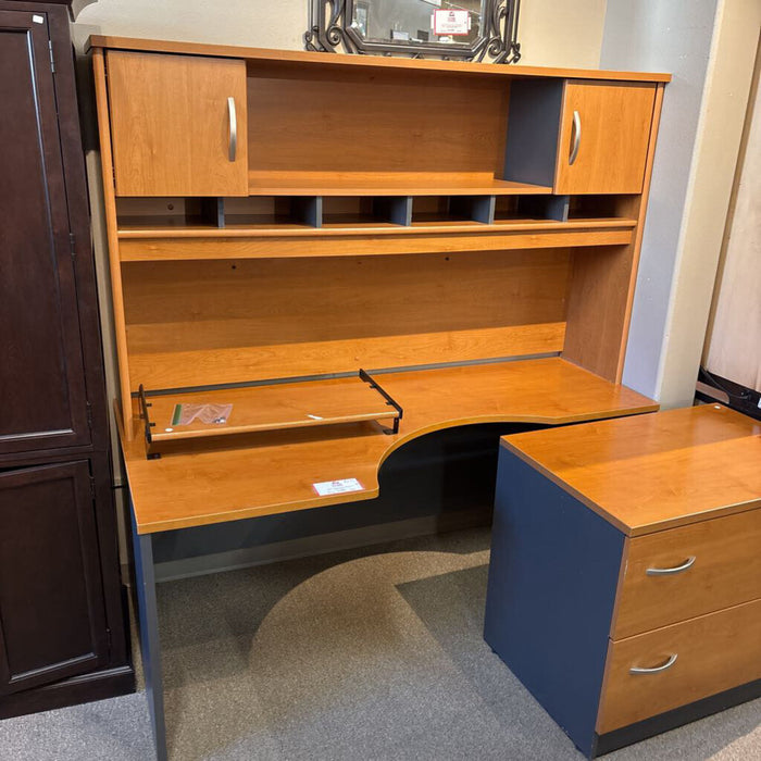 2pc 2-Tone Desk+Top (BIK)