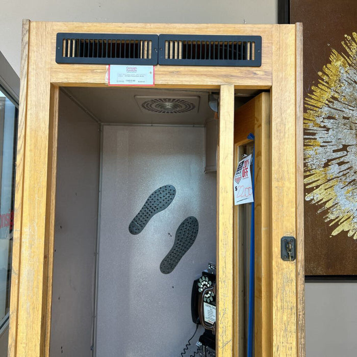 Phone Booth (BLHH)