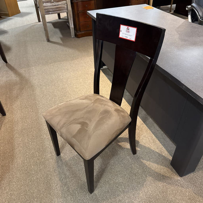 DW Fabric Chair (LC)