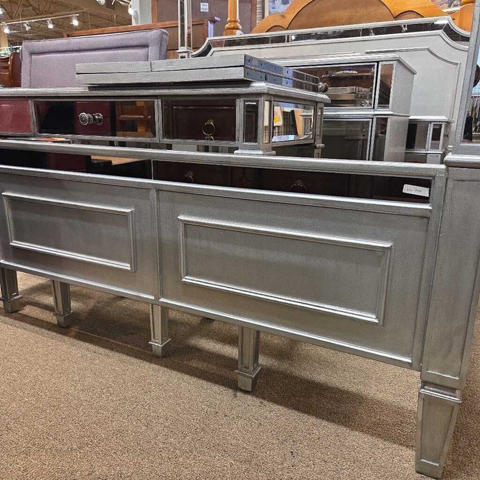 Mirrored/Grey Bed Frame (KTH)
