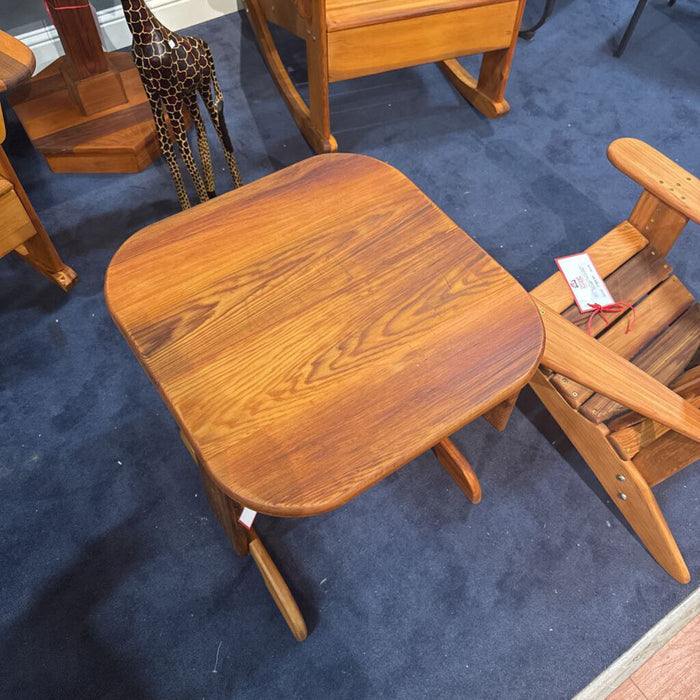 Sm Cedar Patio Table (BCH)