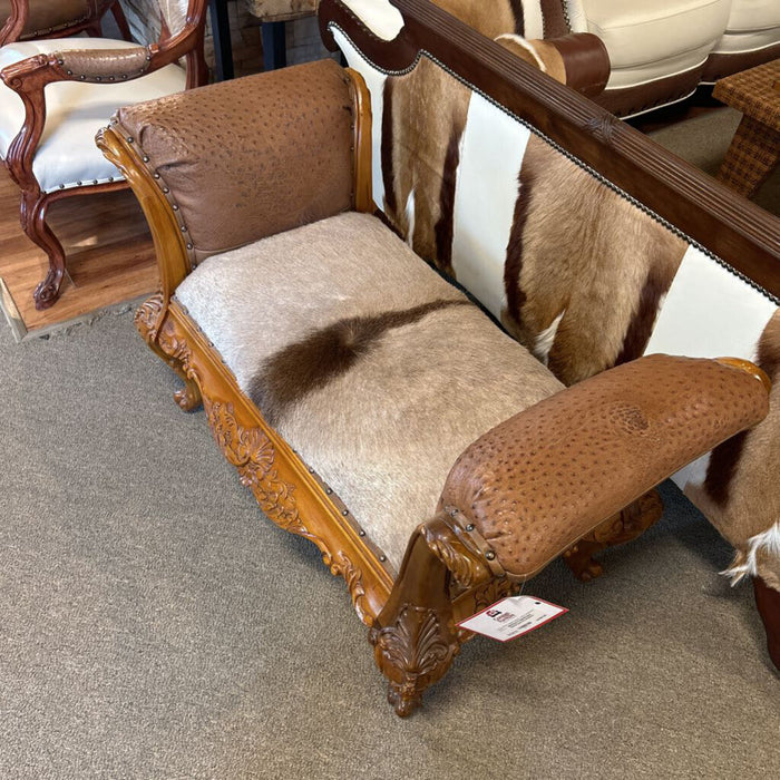 Multi Animal Hyde+Wood Bench (ABCH)