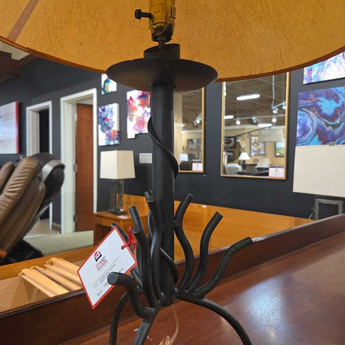 Black Metal Hide Shade Lamp (CI)