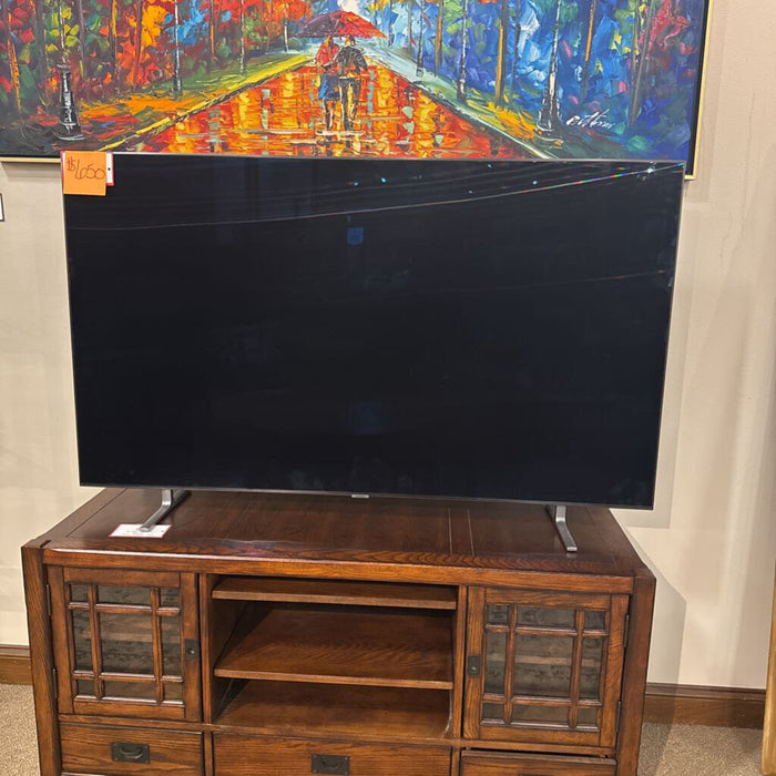 Samsung Q80 65in TV (LIH)