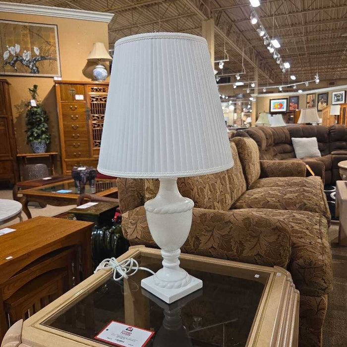 White Ornate Table Lamp (LC)