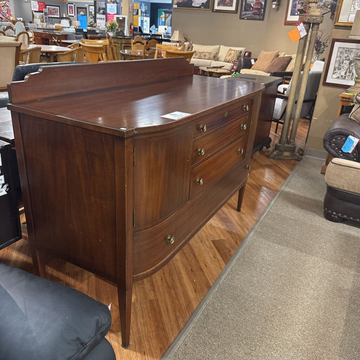 DW Buffet + Back Trim (CIH)