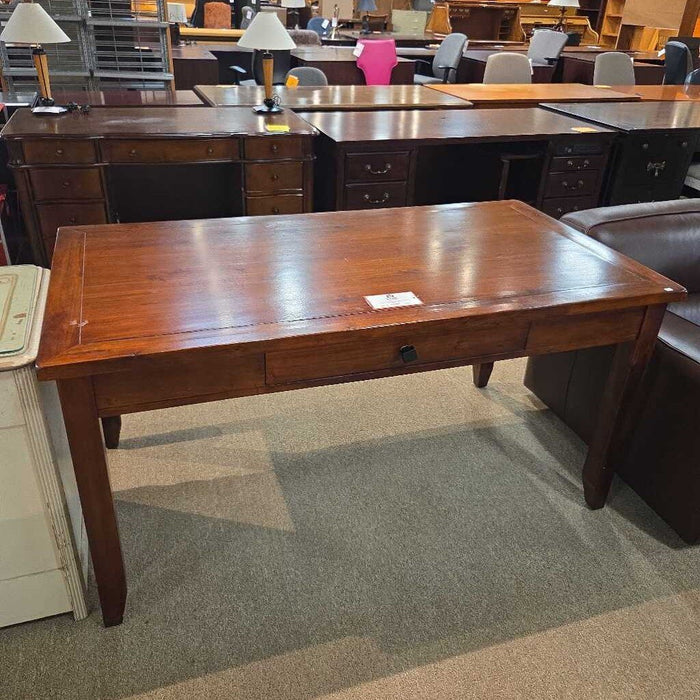 DW Executive Office Desk (AHH)