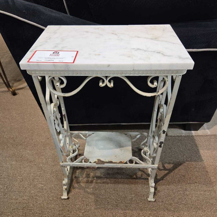 Small White Marble Accent Table (CI)