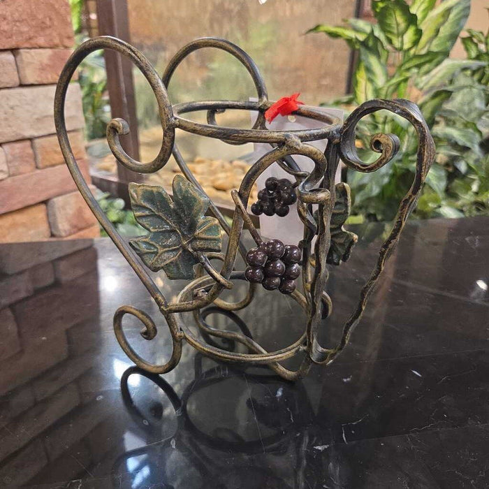Wine holder (LH)