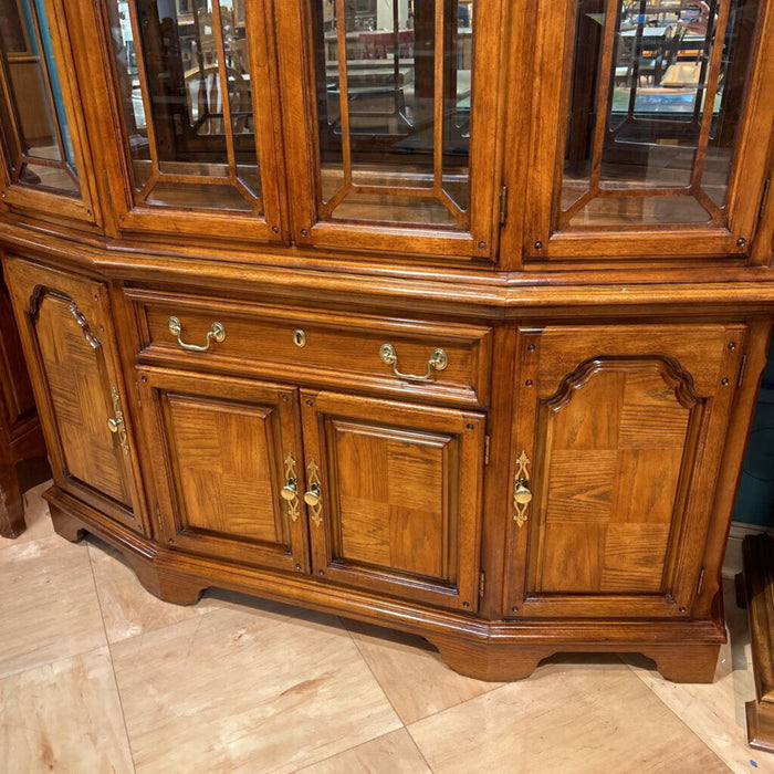 2PC DW Hutch (ALK)