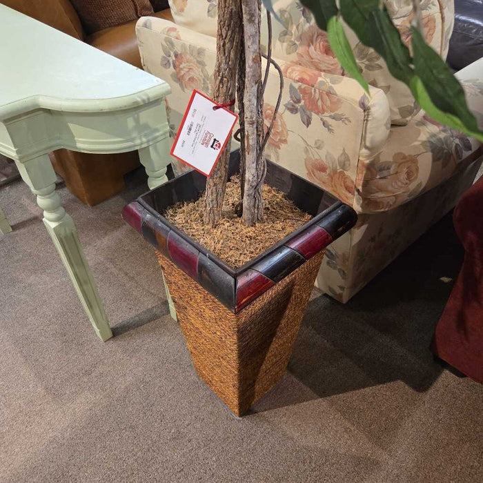 Faux Potted Tree Decor (KL)