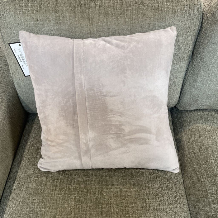 Roseridge Accent Pillow (A1000972) (LC)