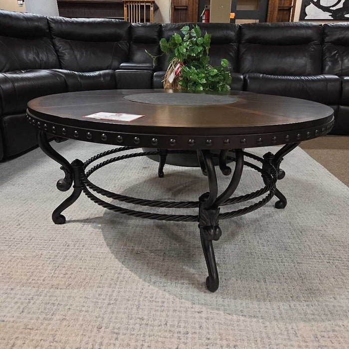 5553 Coffee Table (AHH)