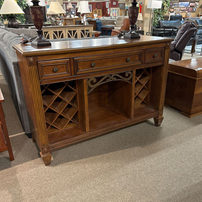 DW Buffet + Wine Holders (LSK)