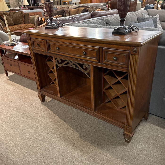 DW Buffet + Wine Holders (LSK)