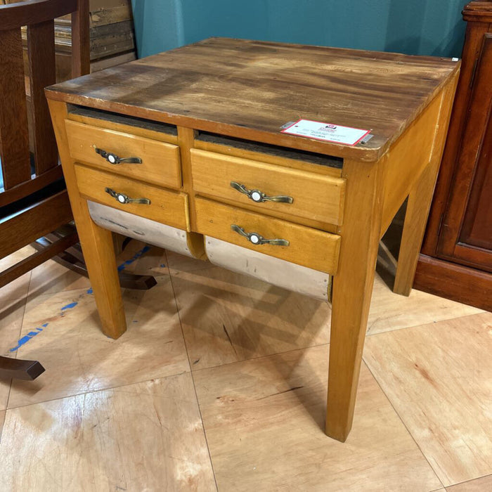 Bakers Table + 2 Drawers (LCK)